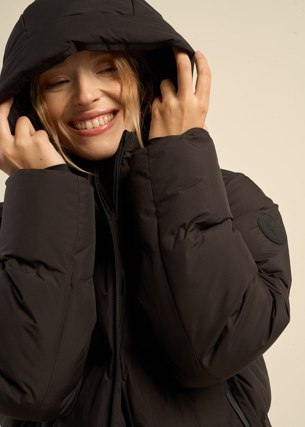 DAHLIA Short hooded jacket - 2 - Sud Express - Sud Express