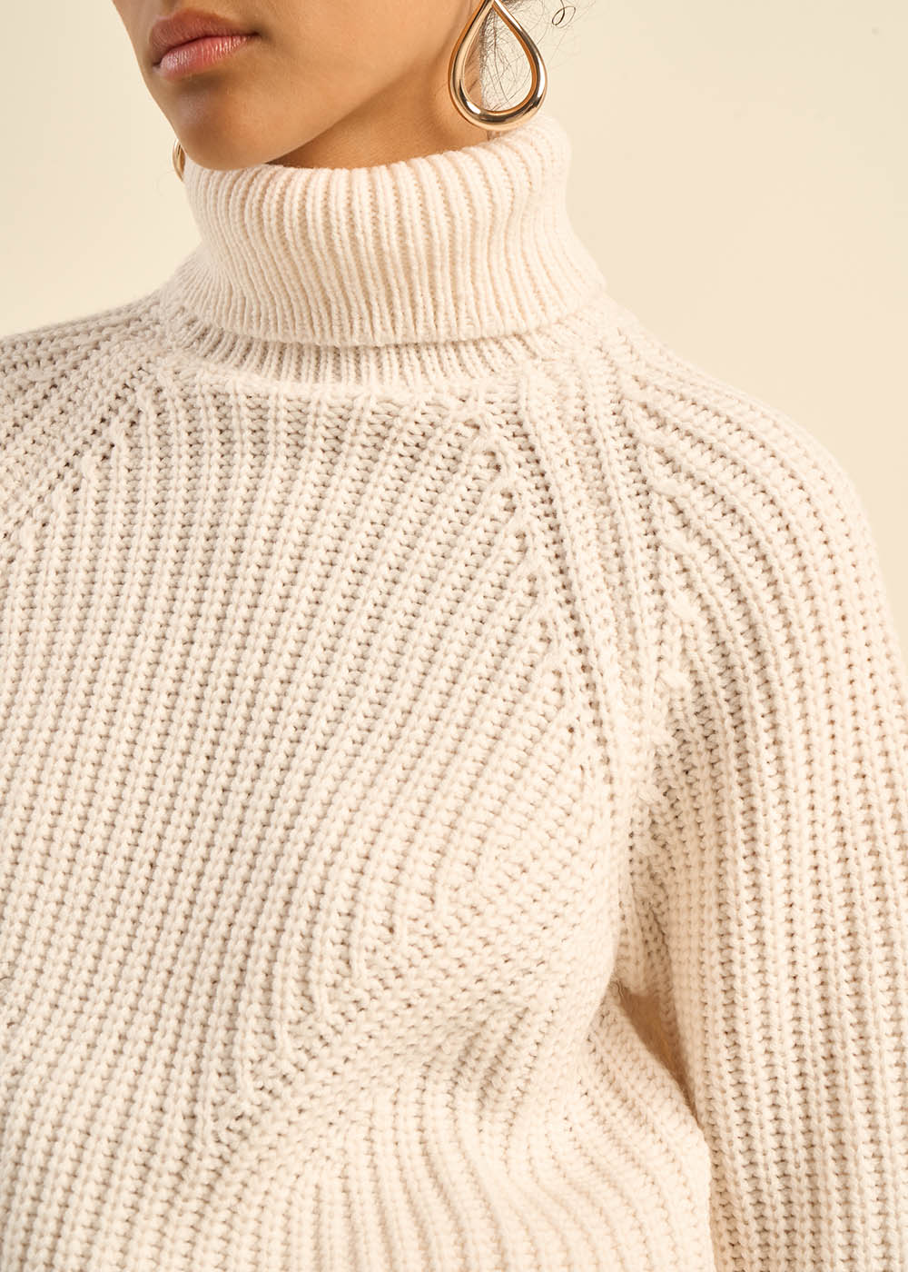 MADINIA Sweater with high collar and wide sleeves - 2 - Sud Express - Sud Express
