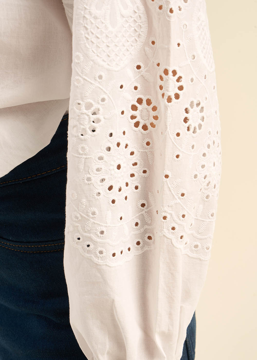 CHALIBA Blouse with embroidered details  - 4 - Sud Express - Sud Express