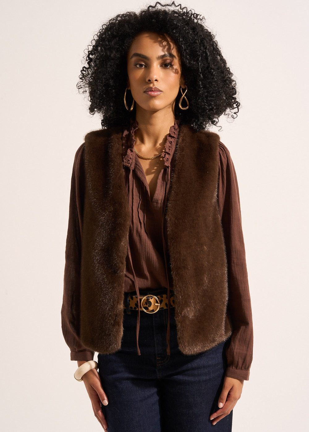 Sleeveless faux fur cardigan - Sud Express - 5 - Sud Express