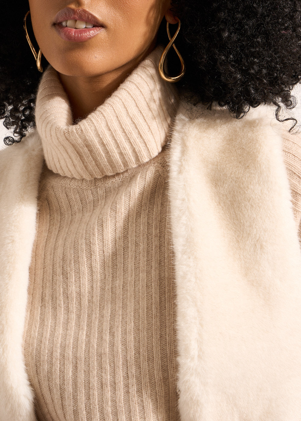 GUARANI Sleeveless faux fur cardigan - 2 - Sud Express - Sud Express