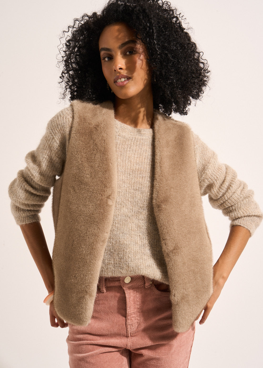GUARANI Sleeveless faux fur cardigan - 4 - Sud Express - Sud Express