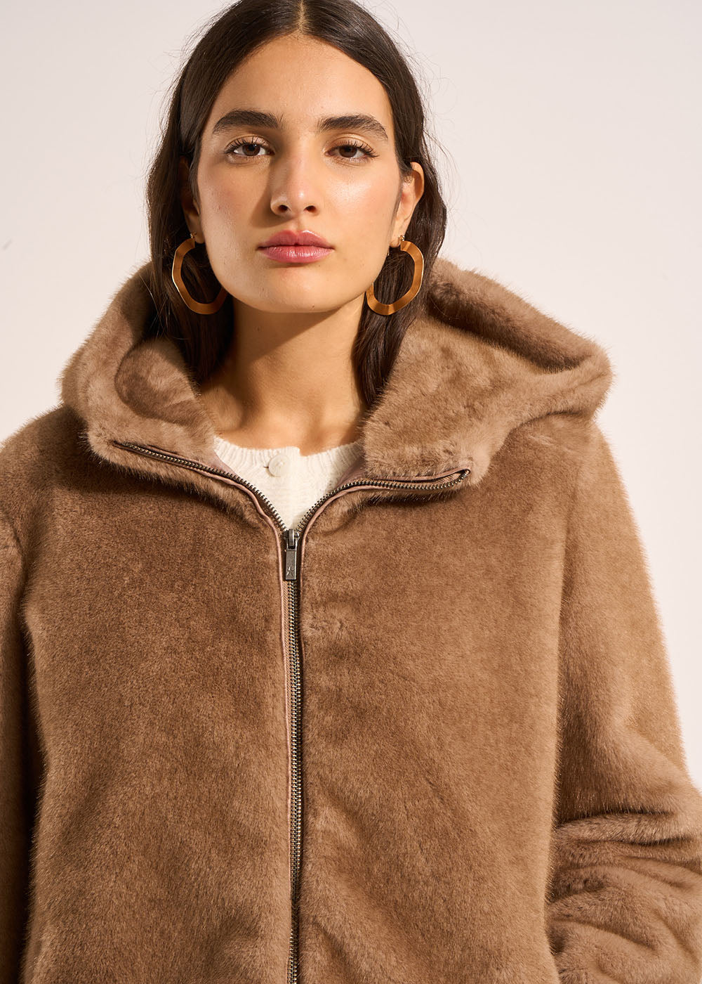 MANATHANY Hooded faux fur coat - 2 - Sud Express - Sud Express