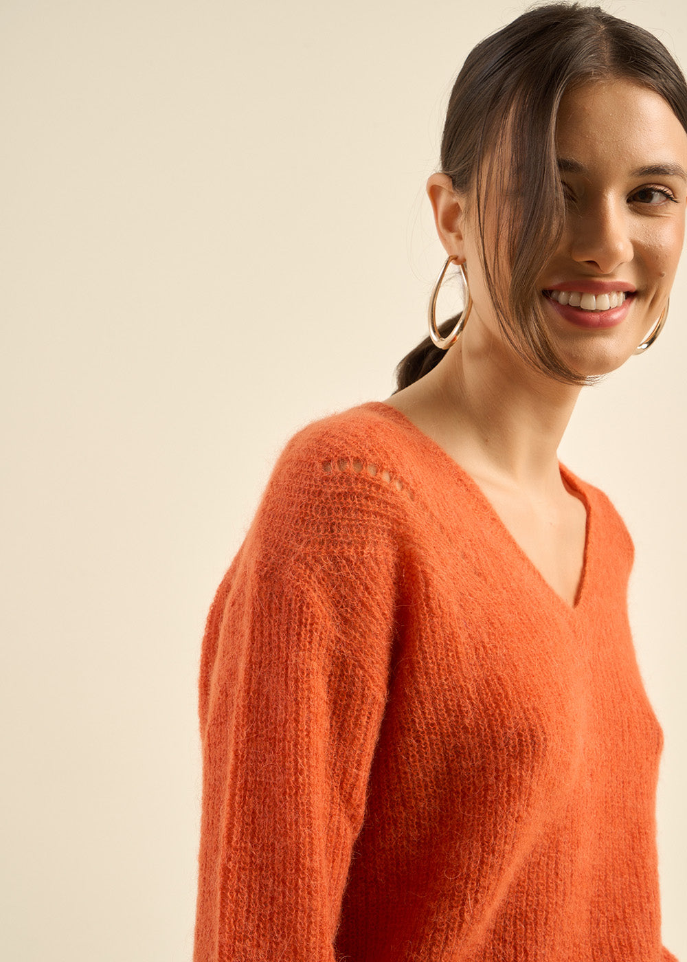 MANNAKO V-neck sweater with 3/4-length sleeves - 2 - Sud Express - Sud Express