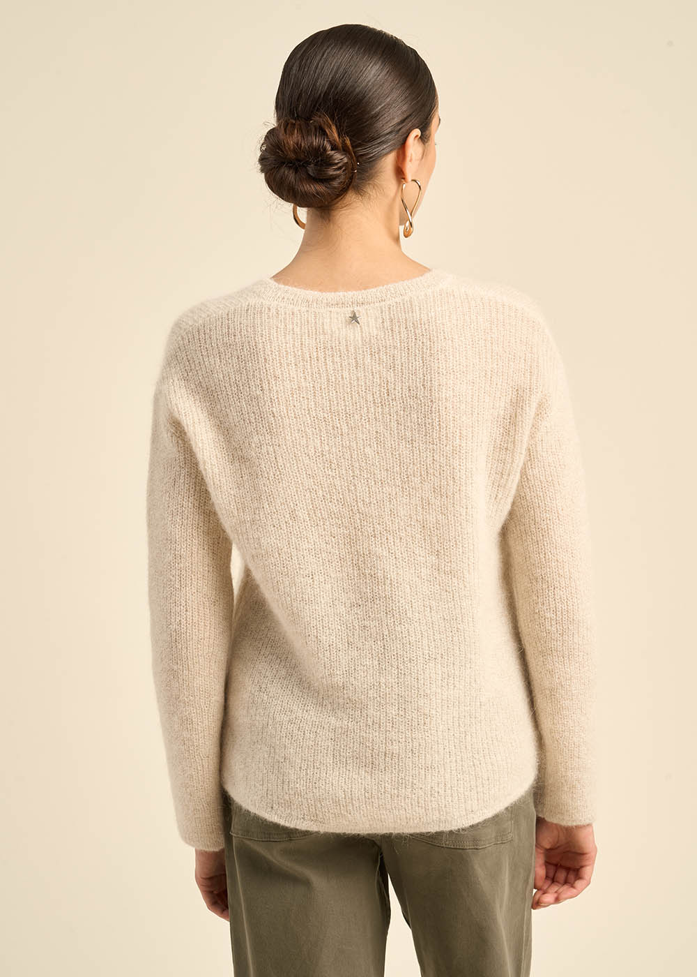 MANNAKOX V-neck sweater with 3/4-length sleeves - 3 - Sud Express - Sud Express