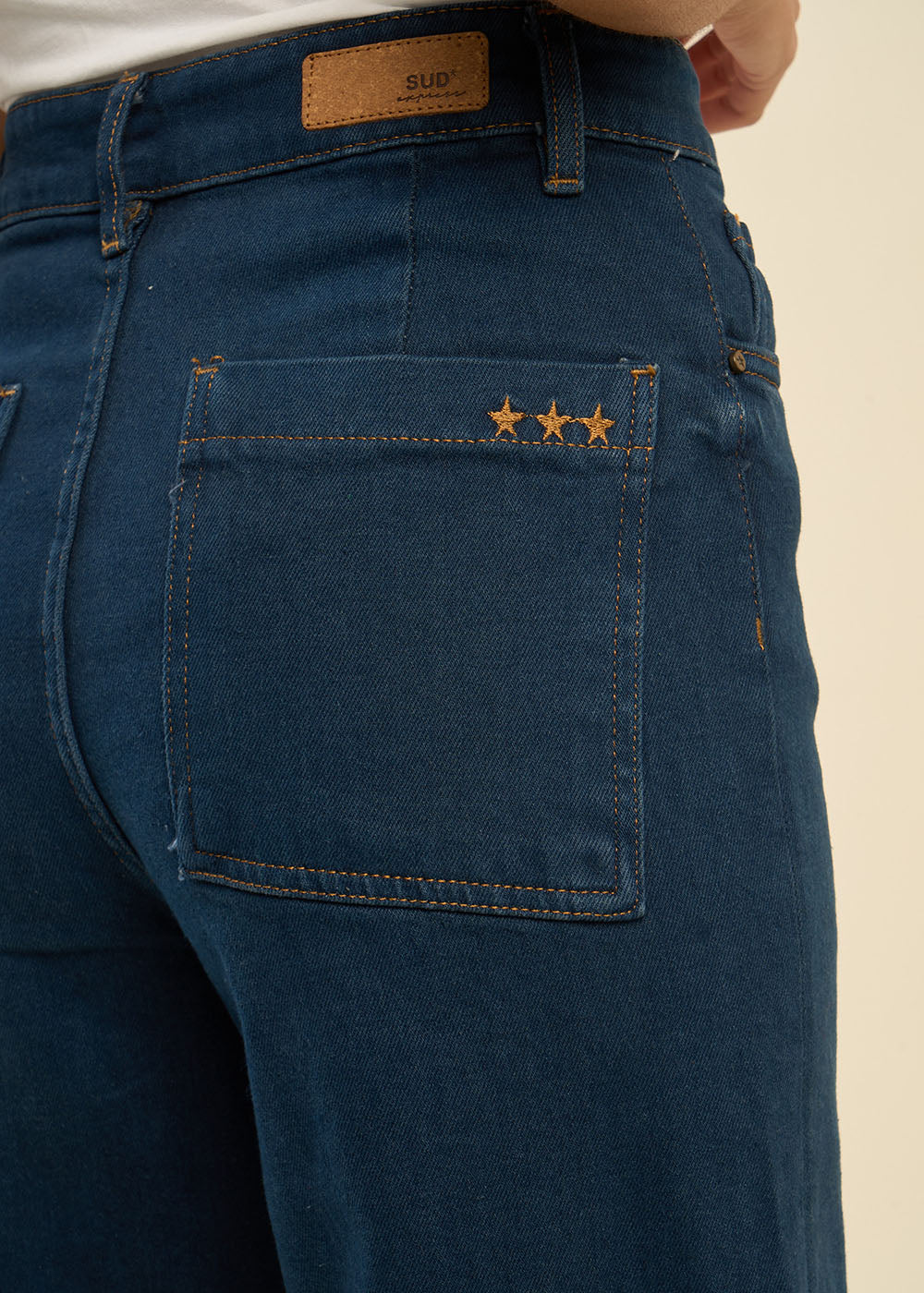 CARLA High-waisted wide-leg jeans - 3 - Sud Express - Sud Express