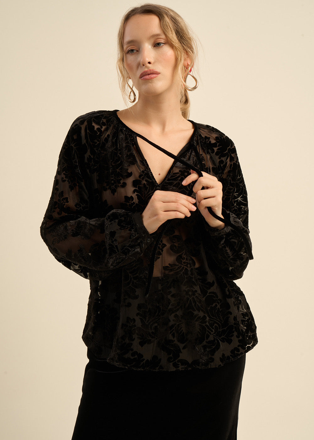 BATALA Velvet blouse - 1 - Sud Express - Sud Express