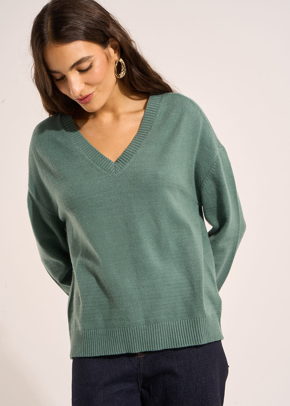 Boxy V-neck sweater - Sud Express - 5 - Sud Express