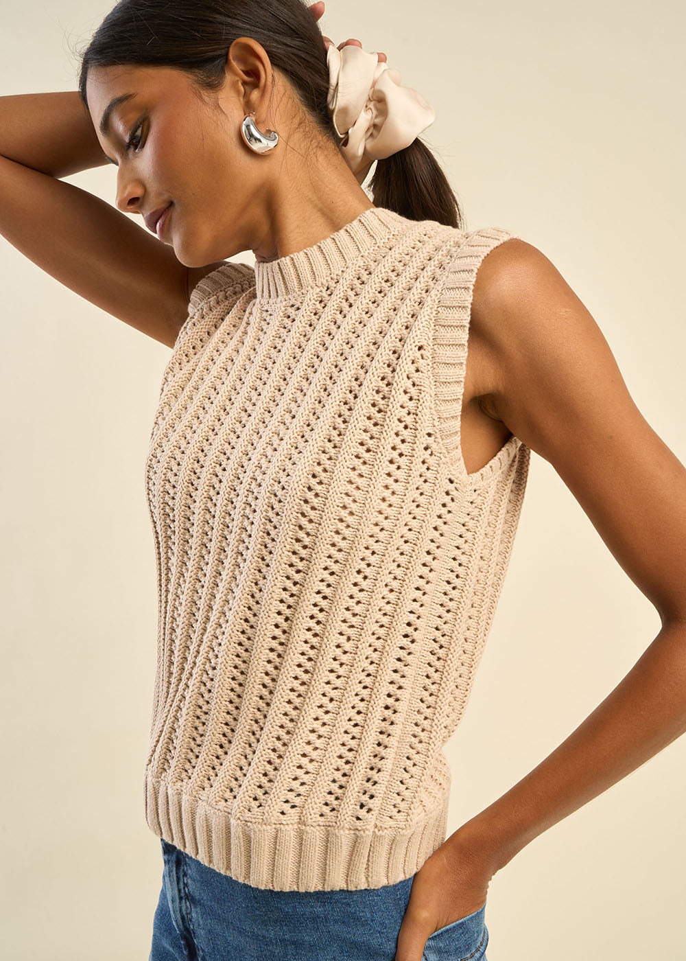 MIANI Sleeveless sweater with a round neck - 1 - Sud Express - Sud Express