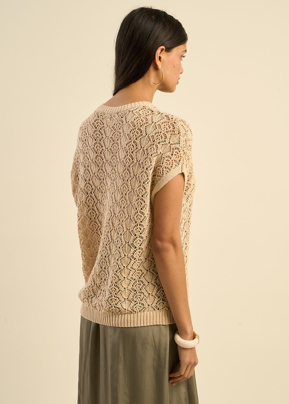 MAGGYA A sleeveless, round-neck, openwork sweater - 4 - Sud Express - Sud Express