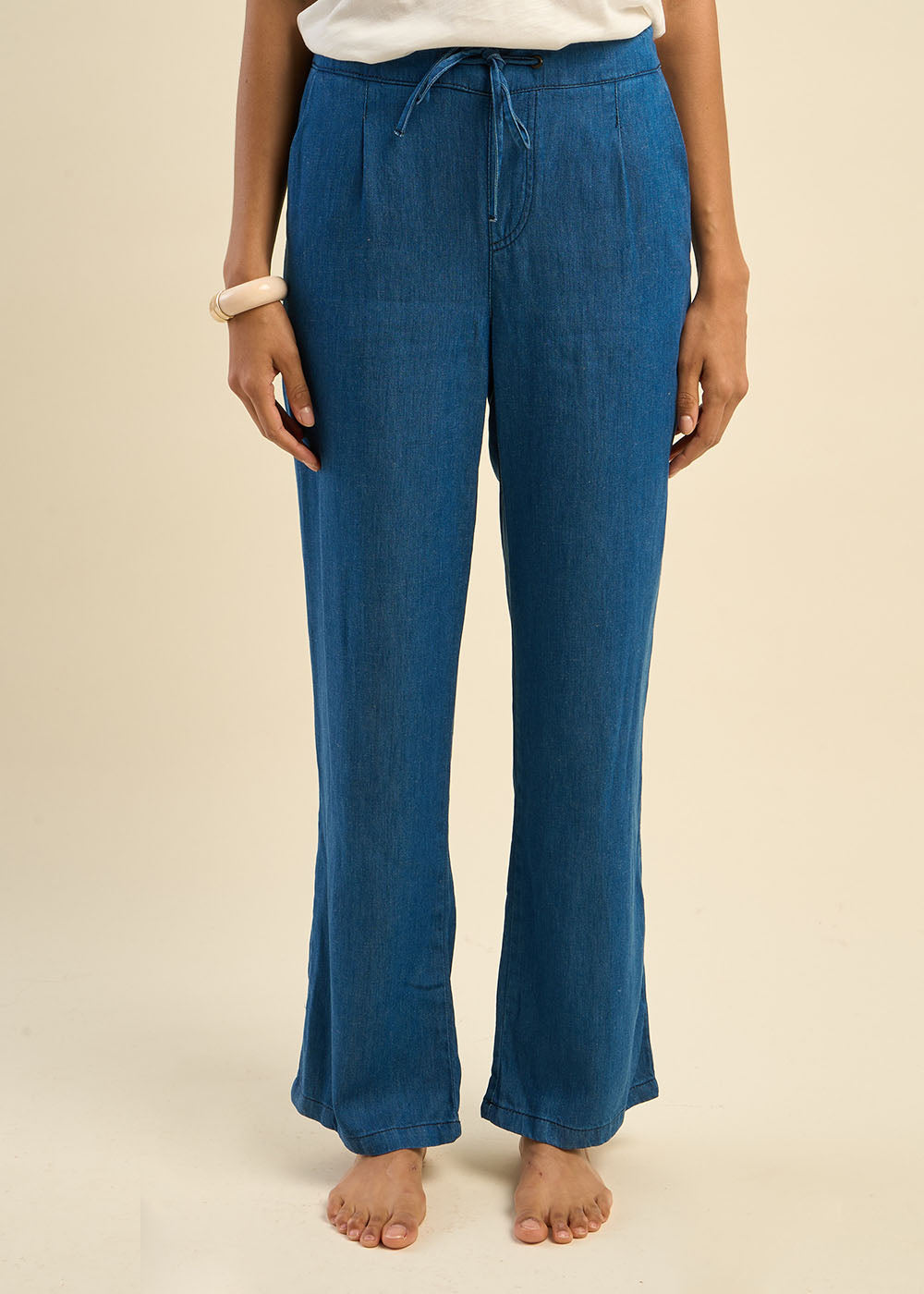 Fluid trousers in denim-effect lyocell and linen - Sud Express - 1 - Sud Express
