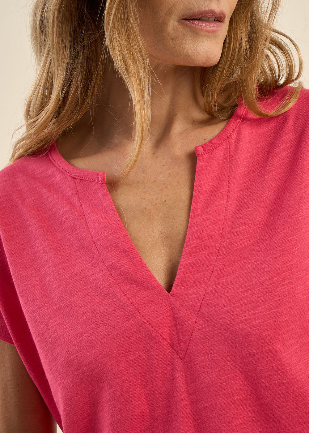 TERA T-shirt with Tunisian collar and dropped shoulders - 2 - Sud Express - Sud Express