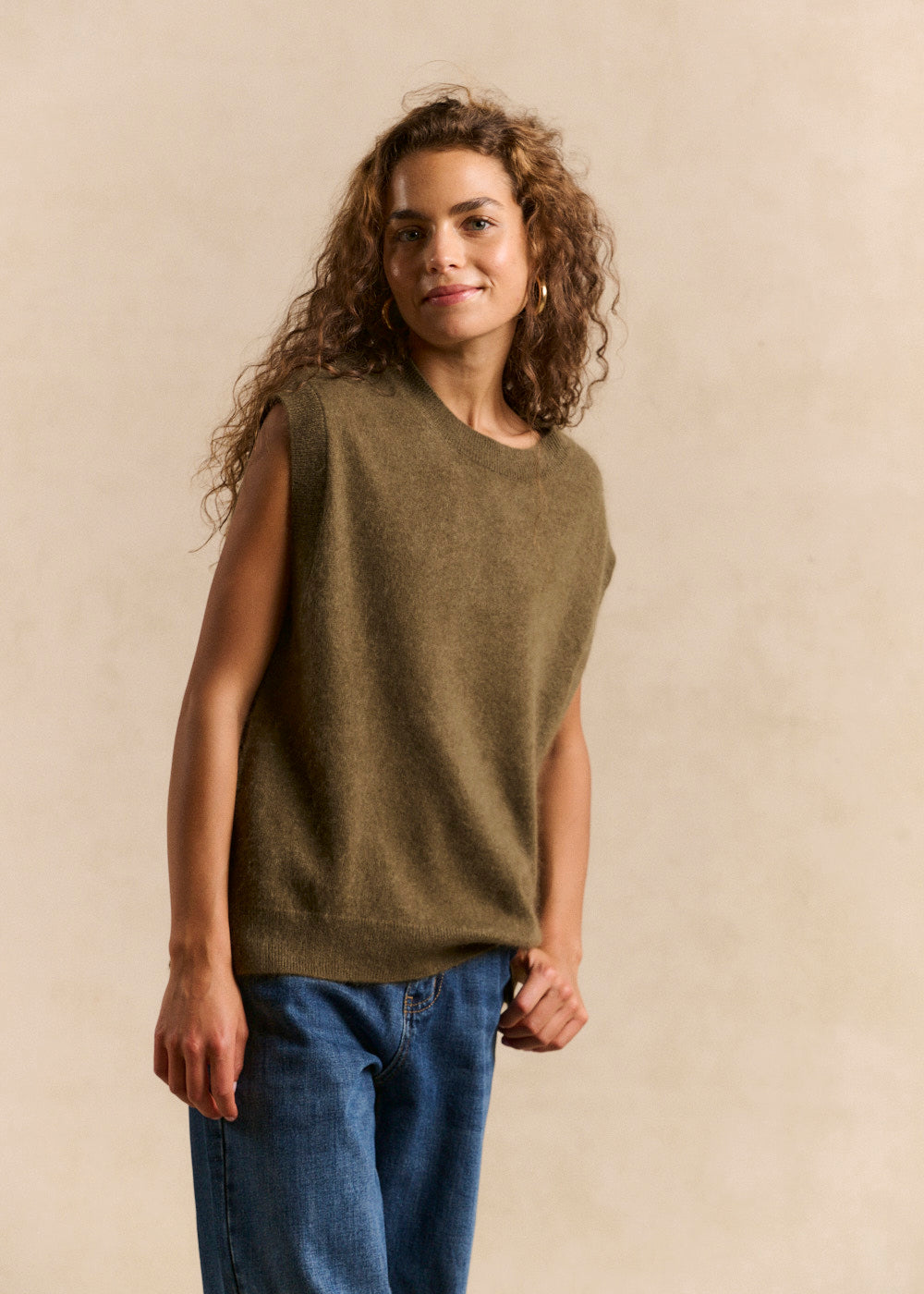 Loose sleeveless sweater in wool and cashmere - Sud Express - 1 - Sud Express