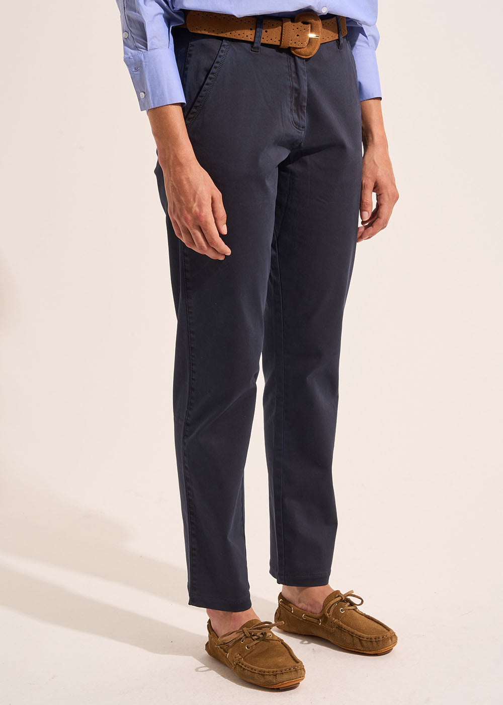 Low-rise chino trousers - Sud Express - 6 - Sud Express
