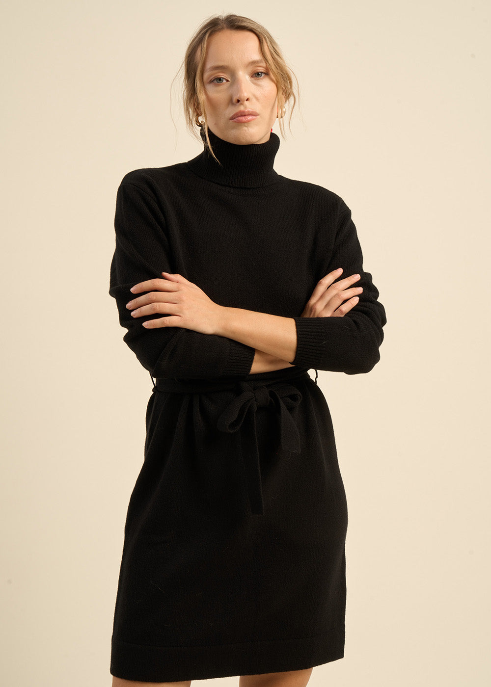 Ribbed knit dress with a turtleneck - Sud Express - 6 - Sud Express
