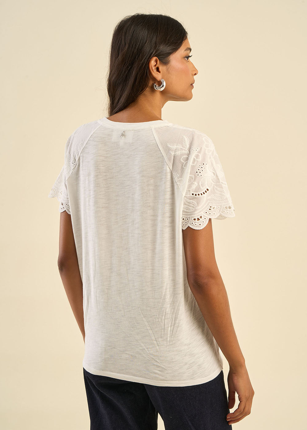 TIFANI English embroidery raglan sleeve T-shirt - 3 - Sud Express - Sud Express