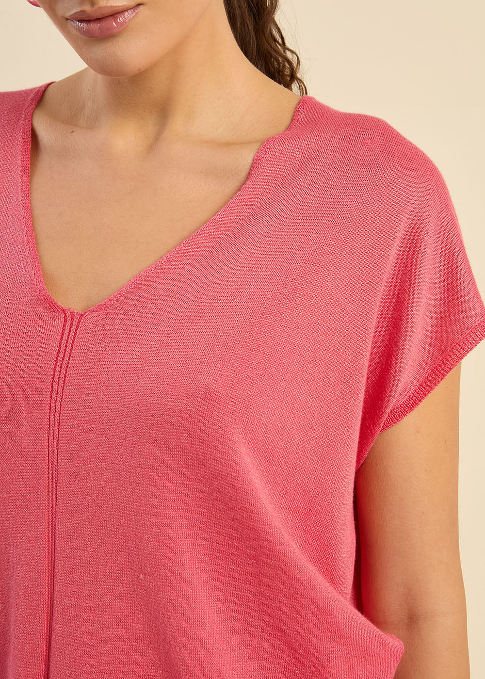 MARGARRET Oversized V-neck short-sleeve sweater - 2 - Sud Express - Sud Express