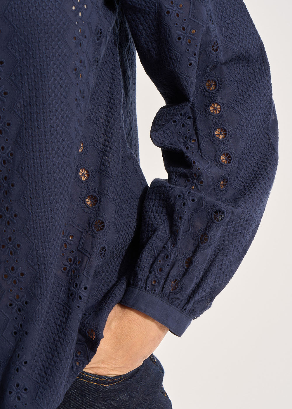 CELINE Cotton shirt with english embroidery - 4 - Sud Express - Sud Express