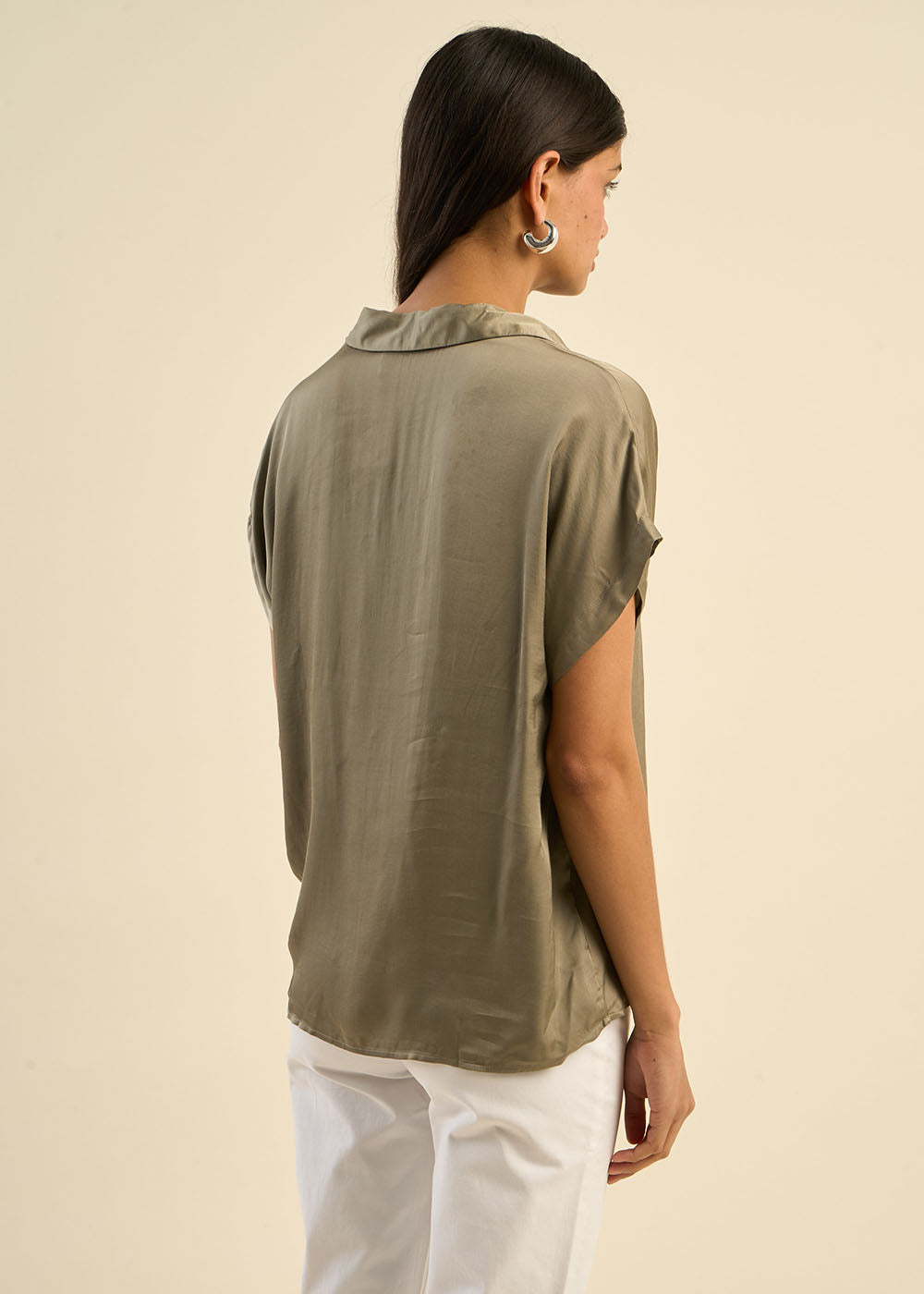 Top with flowing shirt collar - Sud Express - 5 - Sud Express