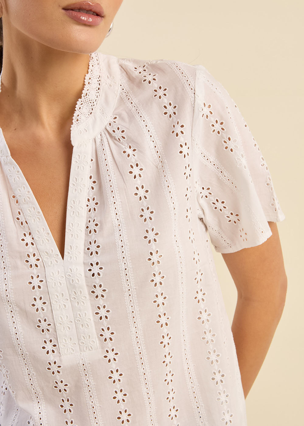 CILOUNA Blouse in clay embroidery with ruffled collar - 2 - Sud Express - Sud Express