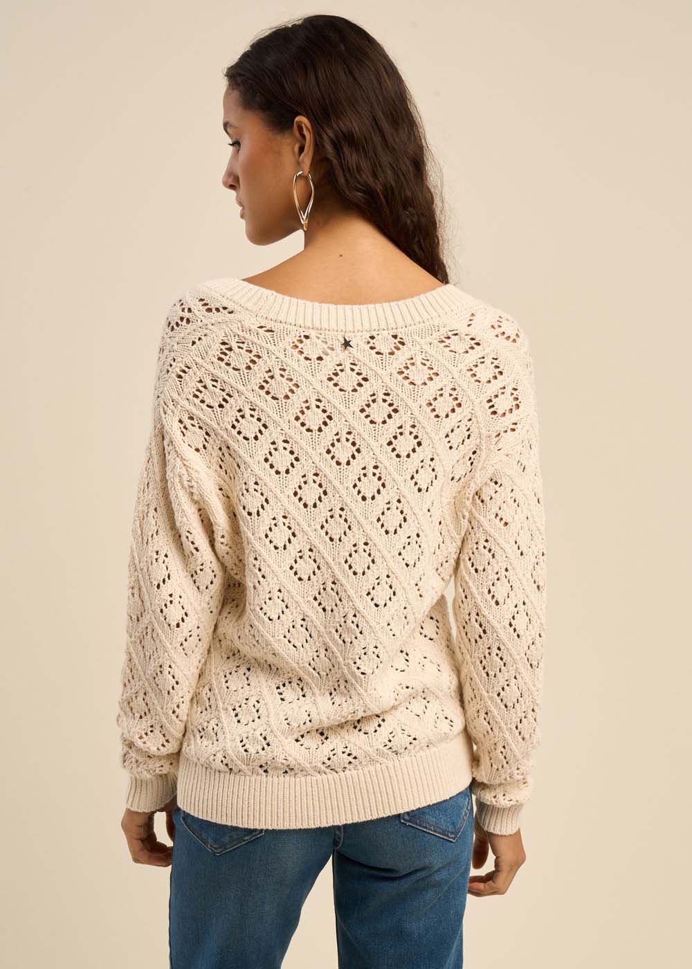 MILENE Openwork V-Neck Sweater - 3 - Sud Express - Sud Express