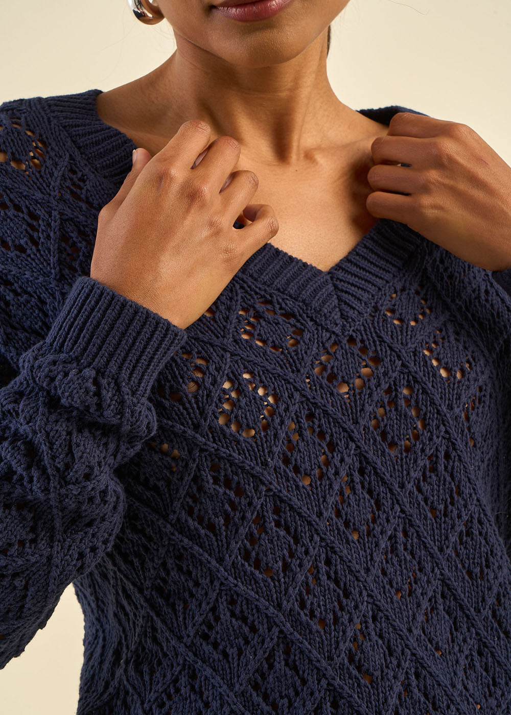 MILENE Openwork V-Neck Sweater - 2 - Sud Express - Sud Express