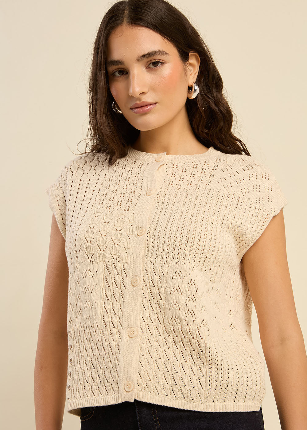 GIMY Sleeveless cardigan with fancy crochet detailing - 4 - Sud Express - Sud Express