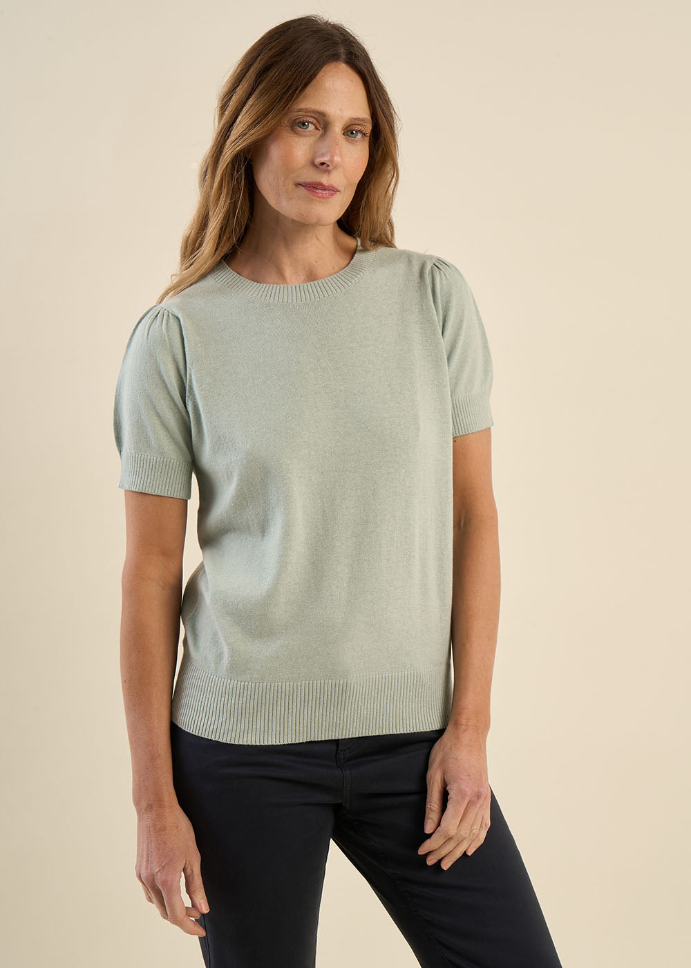 Short-sleeve sweater with pleated shoulders - Sud Express - 5 - Sud Express