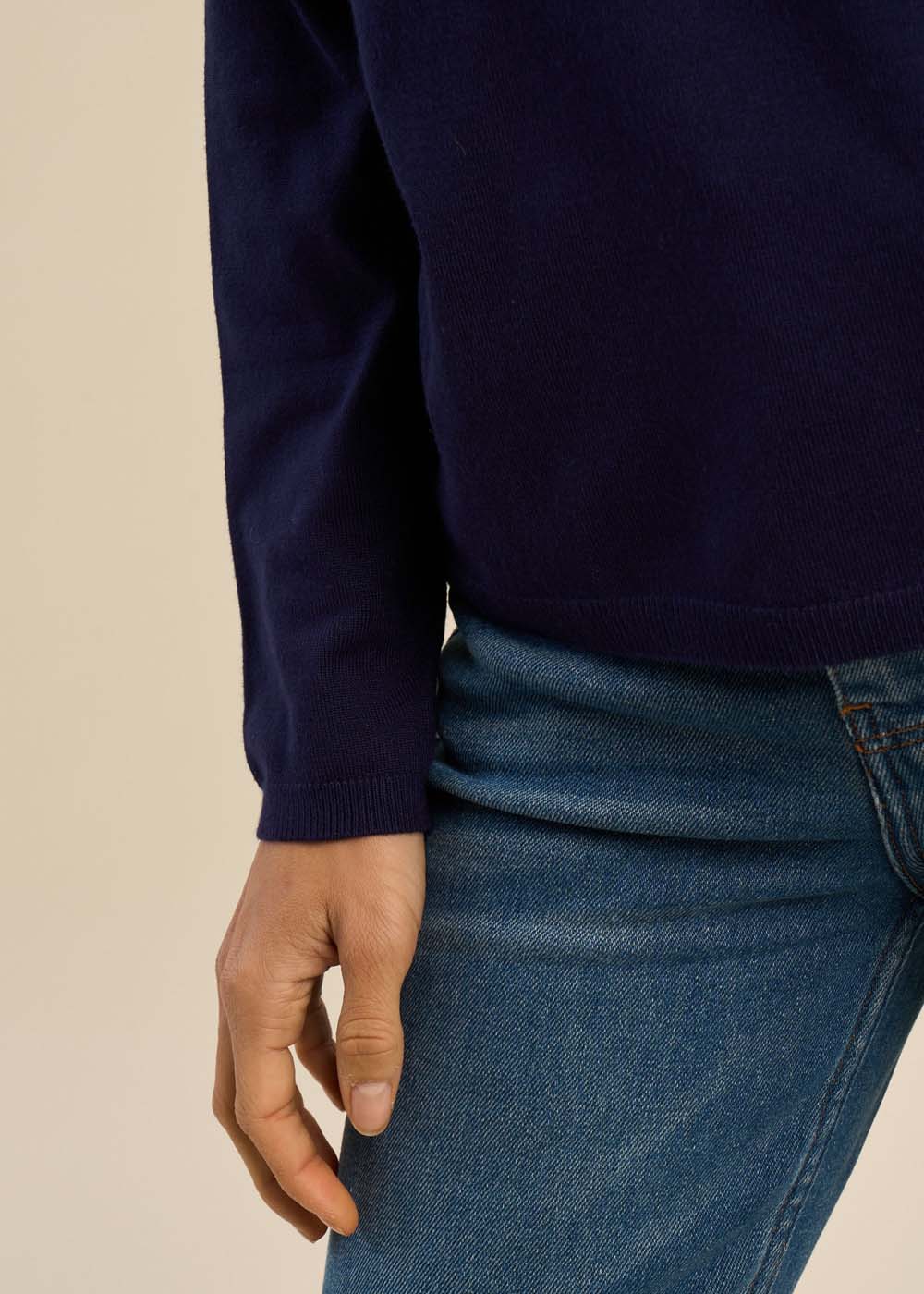 MARSENOU Fine-Gauge V-Neck Sweater - 4 - Sud Express - Sud Express