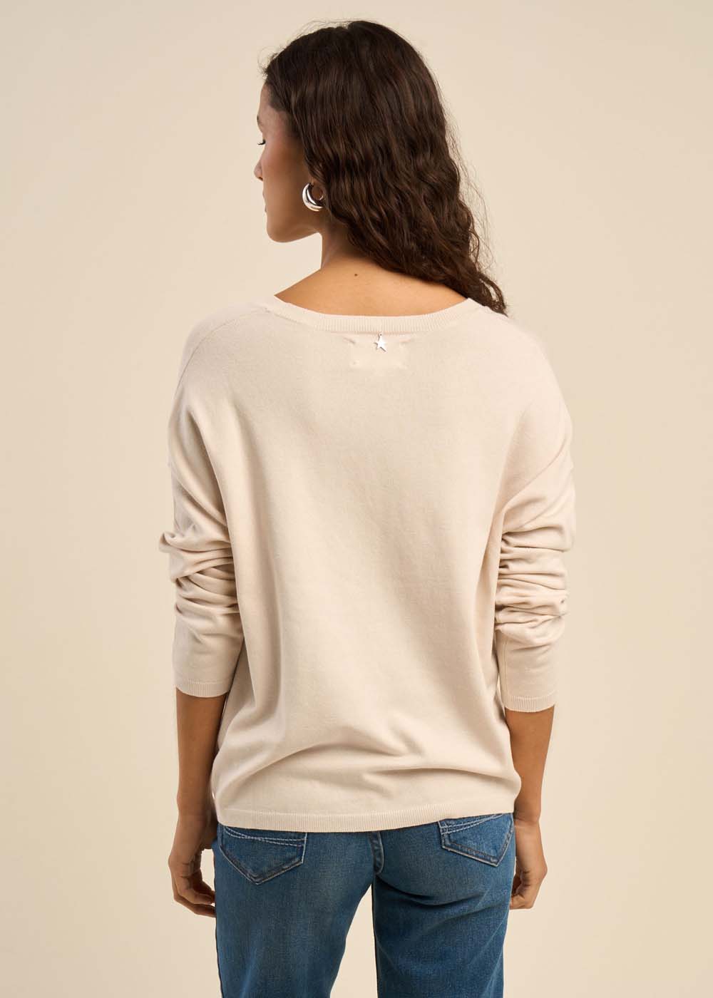 MARSENOU Fine-Gauge V-Neck Sweater - 3 - Sud Express - Sud Express
