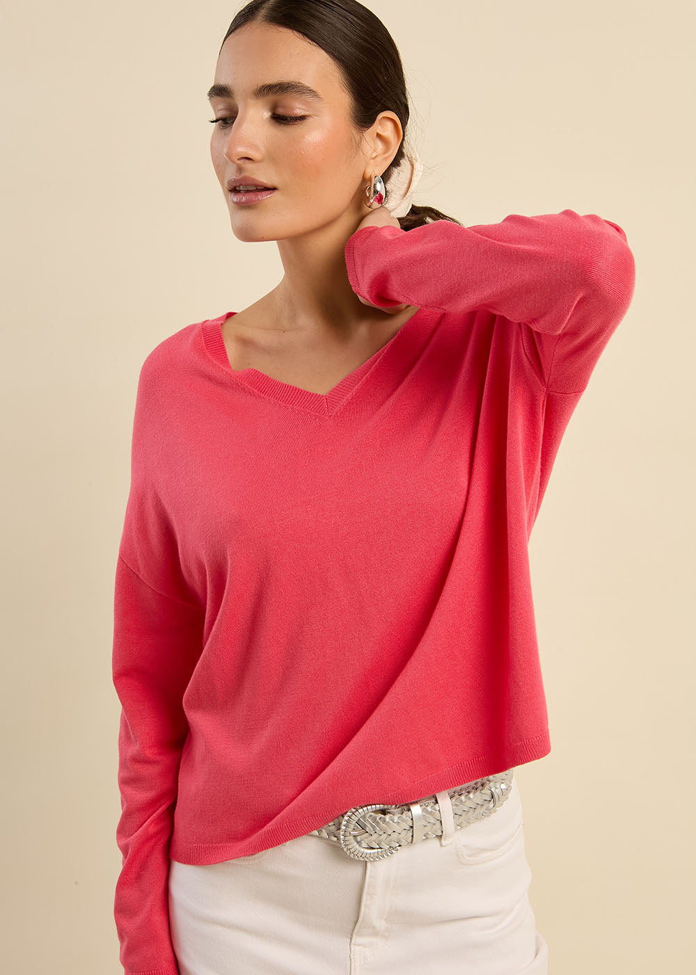 Fine-Gauge V-Neck Sweater - Sud Express - 6 - Sud Express