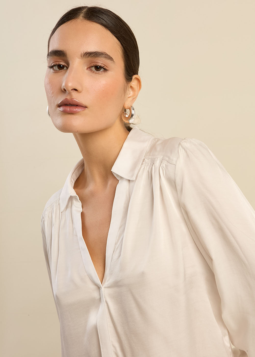 TEDY V-neck flowing blouse - 2 - Sud Express - Sud Express