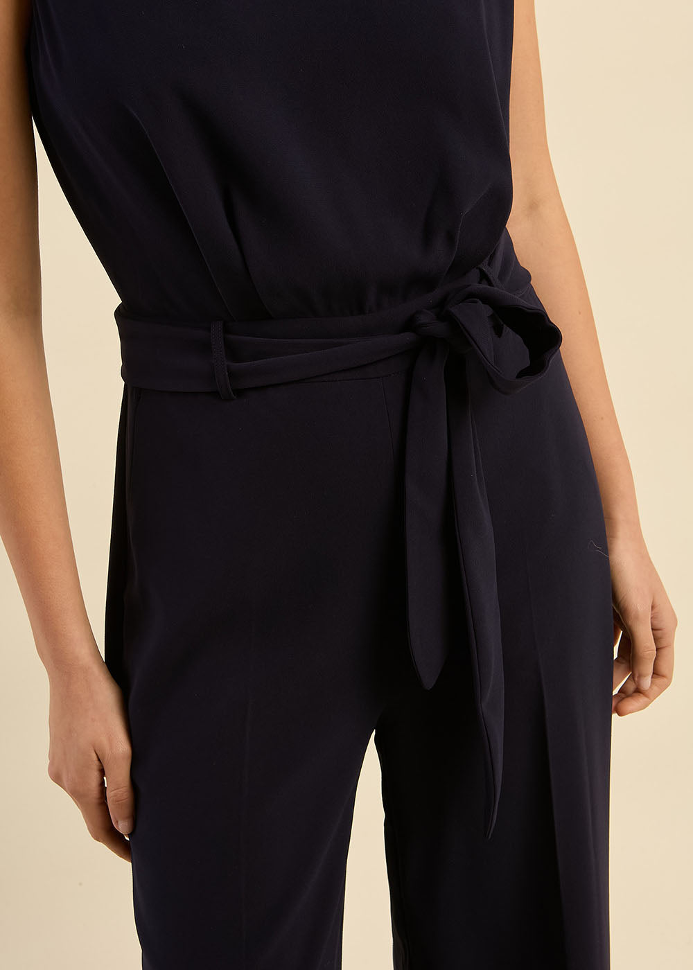Belted jumpsuit with wide legs and shaped pleats - Sud Express - 6 - Sud Express