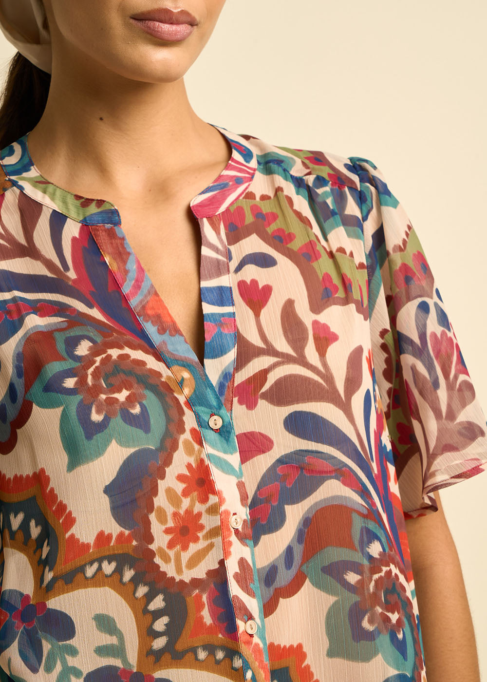 CLOENCIA Loose-fit shirt Botanical print - 4 - Sud Express - Sud Express