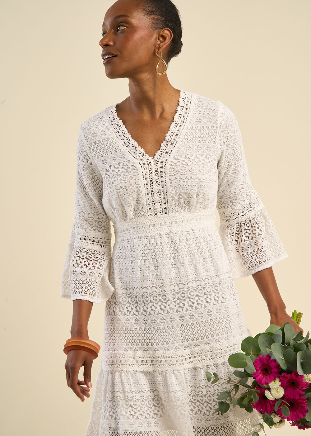 RASOPHIE Short Dress with V-Neckline and Lace Effect - 4 - Sud Express - Sud Express