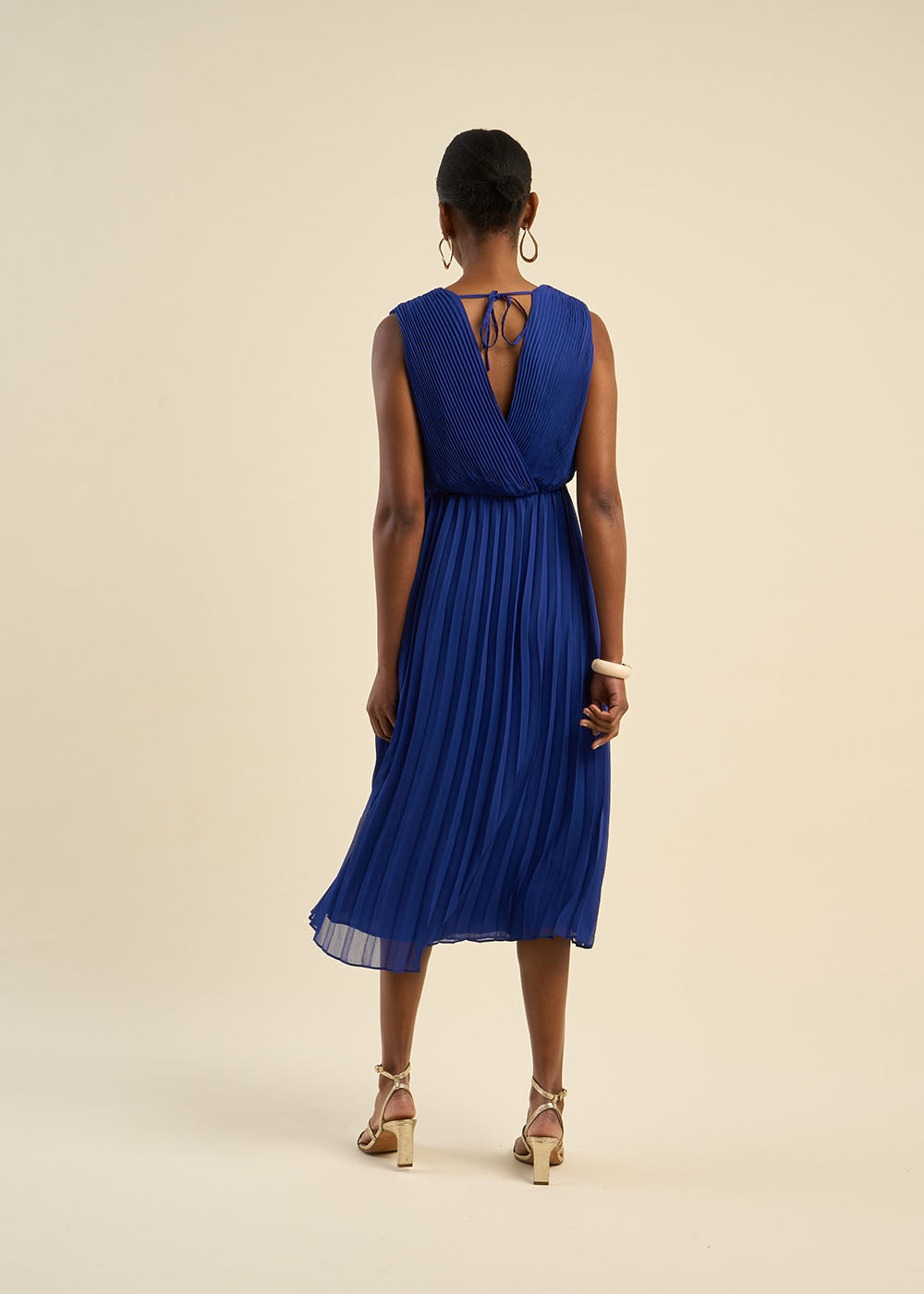 Off-the-shoulder pleated maxi dress - Sud Express - 3 - Sud Express