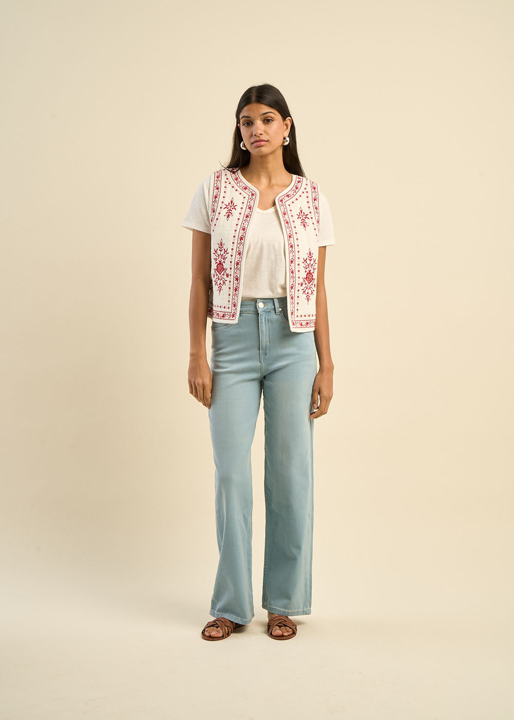 CARLA High-waisted wide-leg jeans - 1 - Sud Express - Sud Express