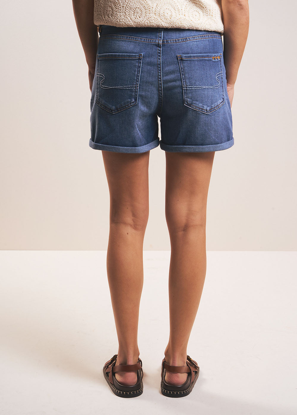 SARA Denim shorts with cuffs - 3 - Sud Express - Sud Express