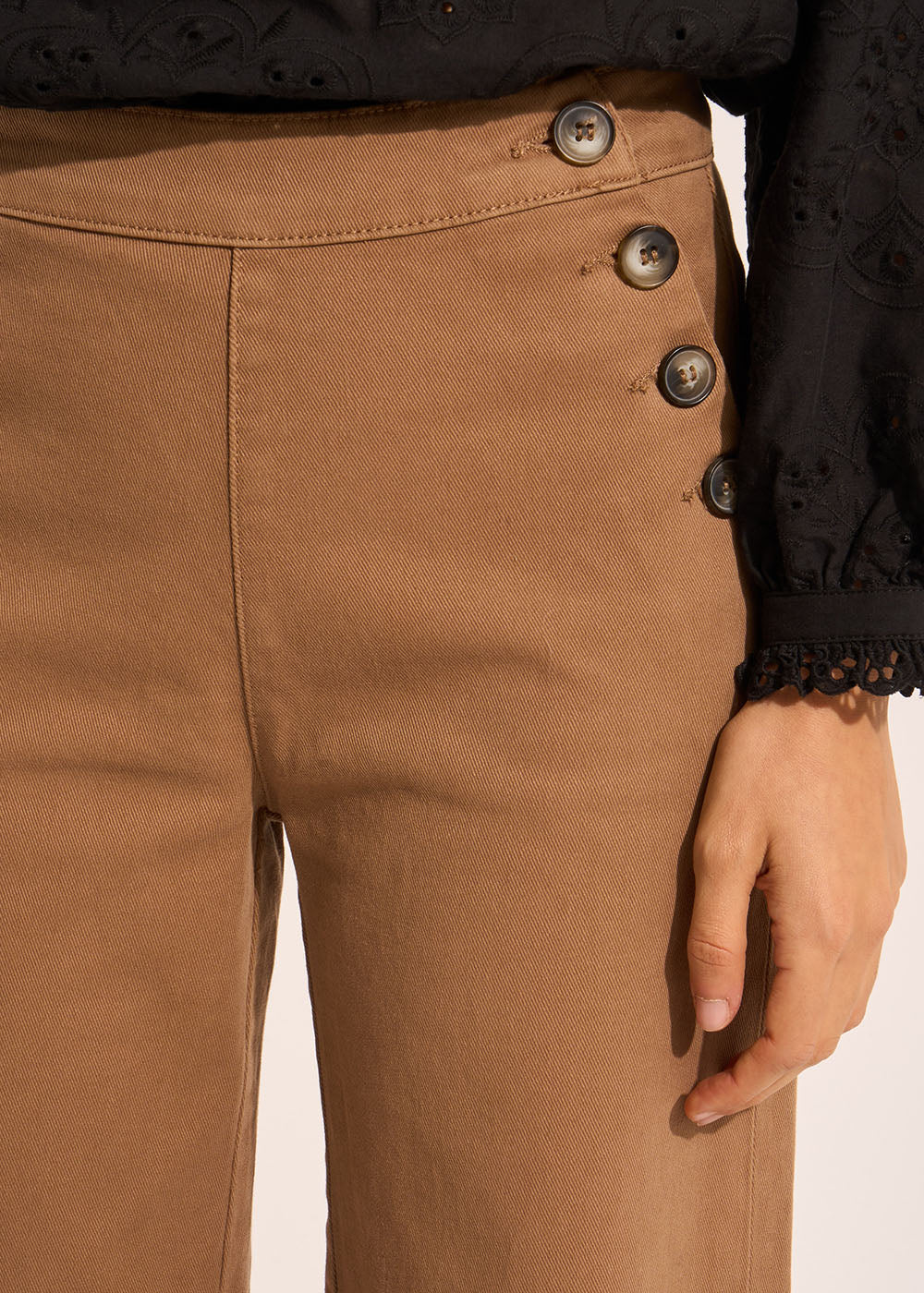POMELO Straight-leg trousers with buttoned waistband - 2 - Sud Express - Sud Express
