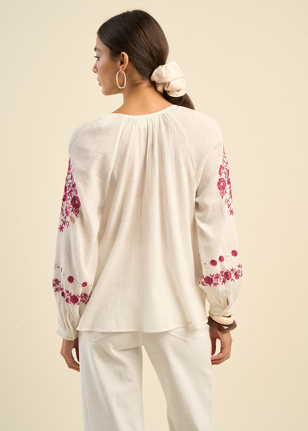 TOKAMA Loose-fitting embroidered blouse in cotton gauze - 3 - Sud Express - Sud Express