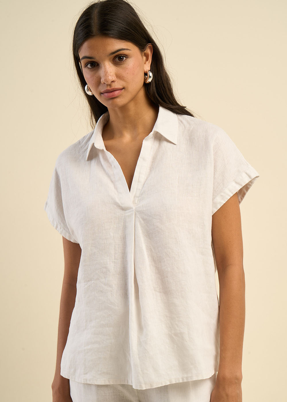 Linen Blouse with V Neck - Sud Express - 5 - Sud Express