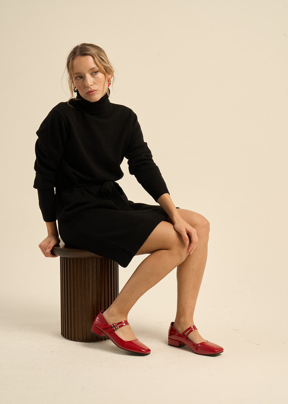 Ribbed knit dress with a turtleneck - Sud Express - 1 - Sud Express