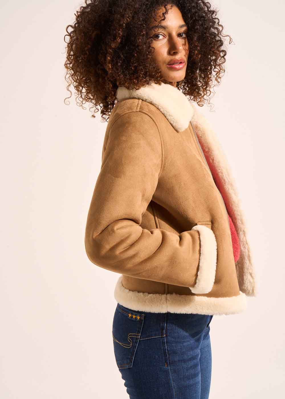 Veste courte en faux suède doublé fausse fourrure - Sud Express - 7 - Sud Express