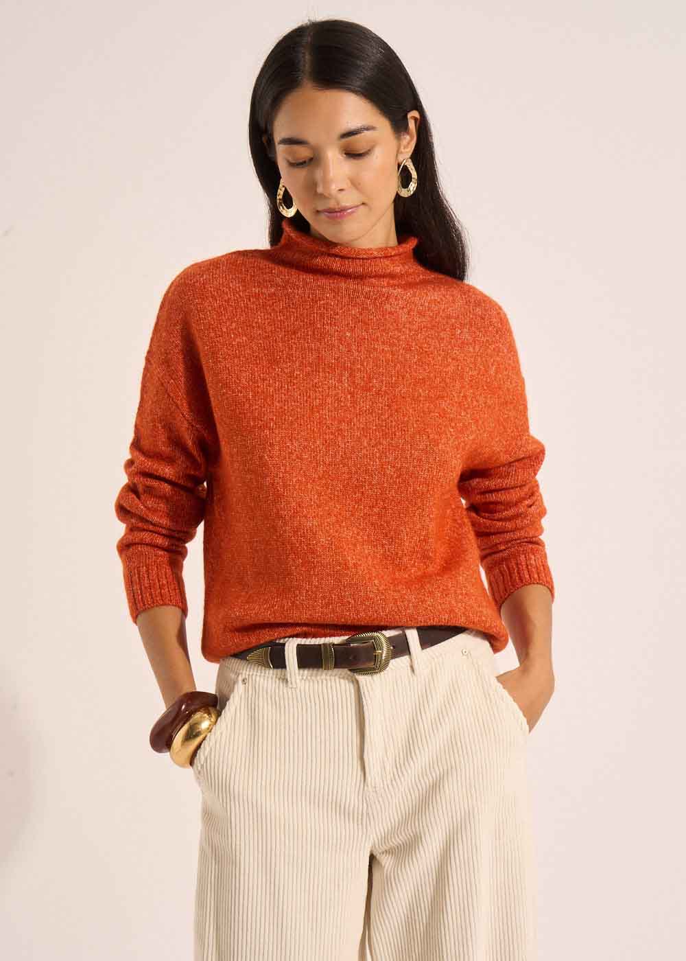 Sweater with a rolled-up high collar and long sleeves - Sud Express - 5 - Sud Express