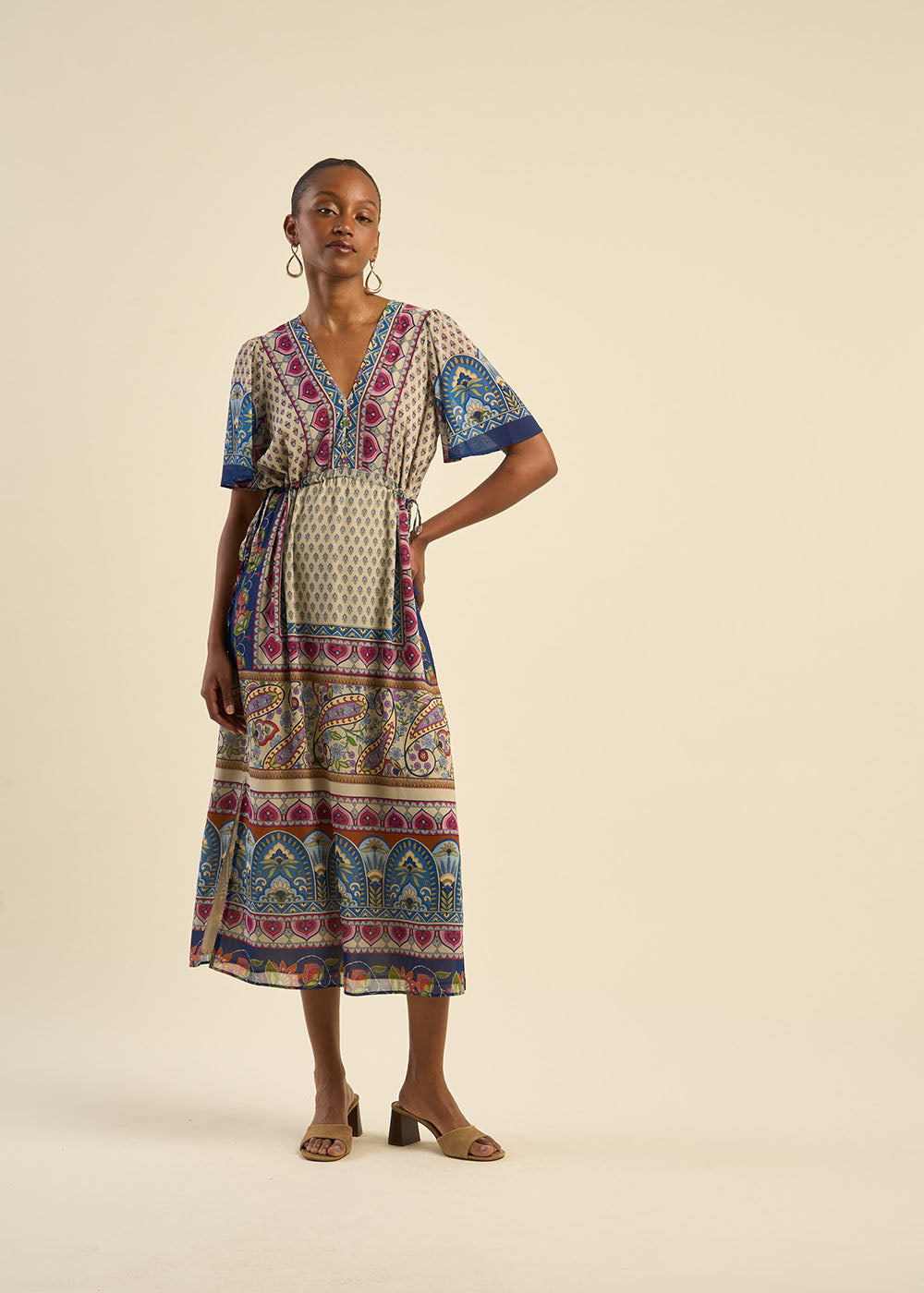 Bohemian maxi dress with V neckline - Sud Express - 5 - Sud Express
