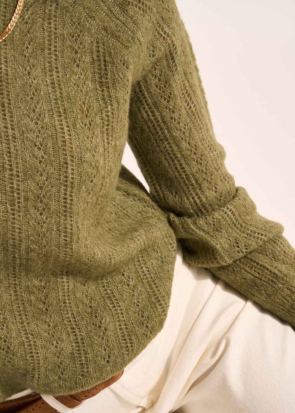 MALICIA Round-neck jumper with wide raglan sleeves - 4 - Sud Express - Sud Express