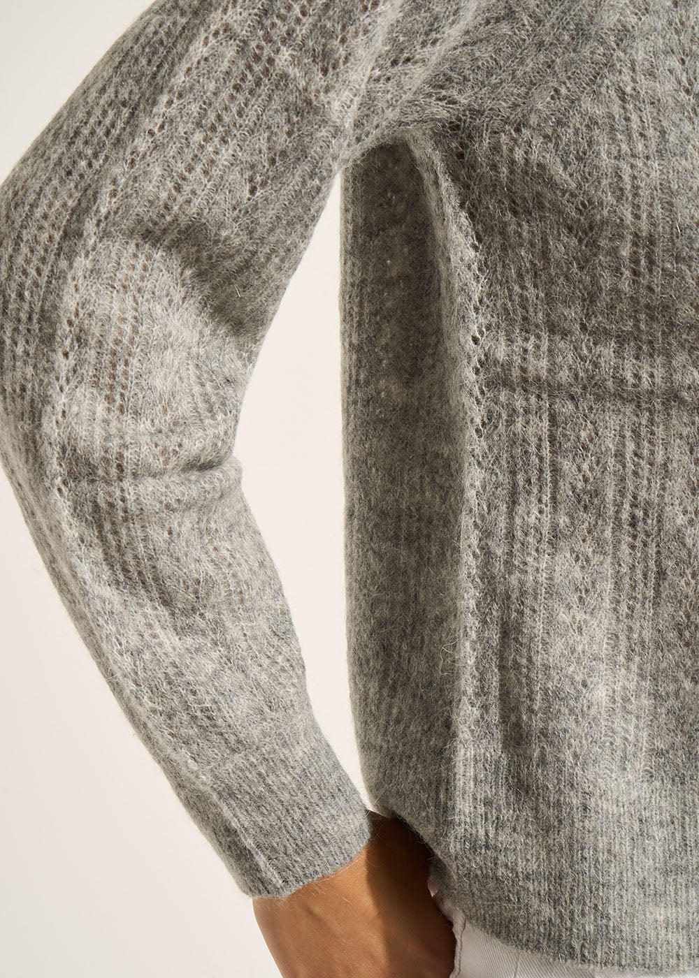 MALICIA Round-neck jumper with wide raglan sleeves - 2 - Sud Express - Sud Express