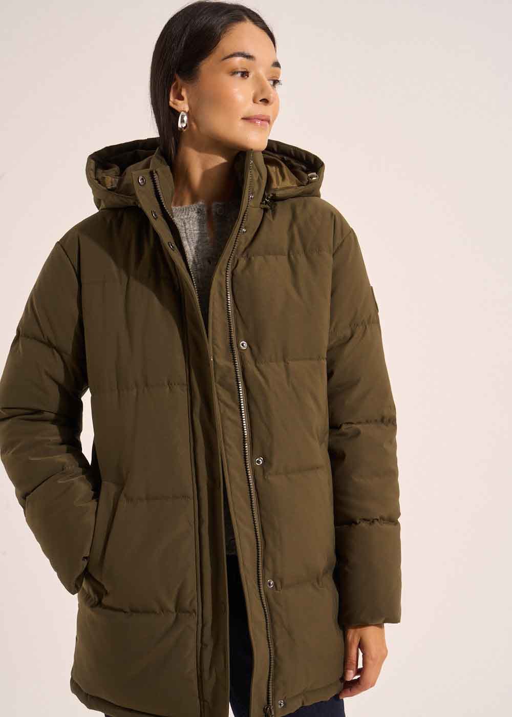 DORINE Mid-thigh iridescent puffer jacket with detachable hood - 1 - Sud Express - Sud Express