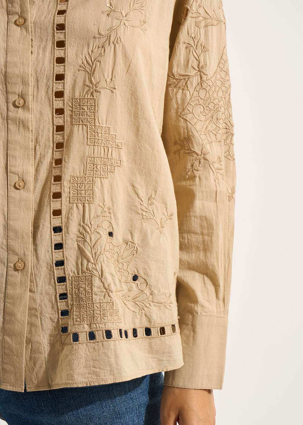 CORELIA Embroidered Long-Sleeve Shirt - 4 - Sud Express - Sud Express