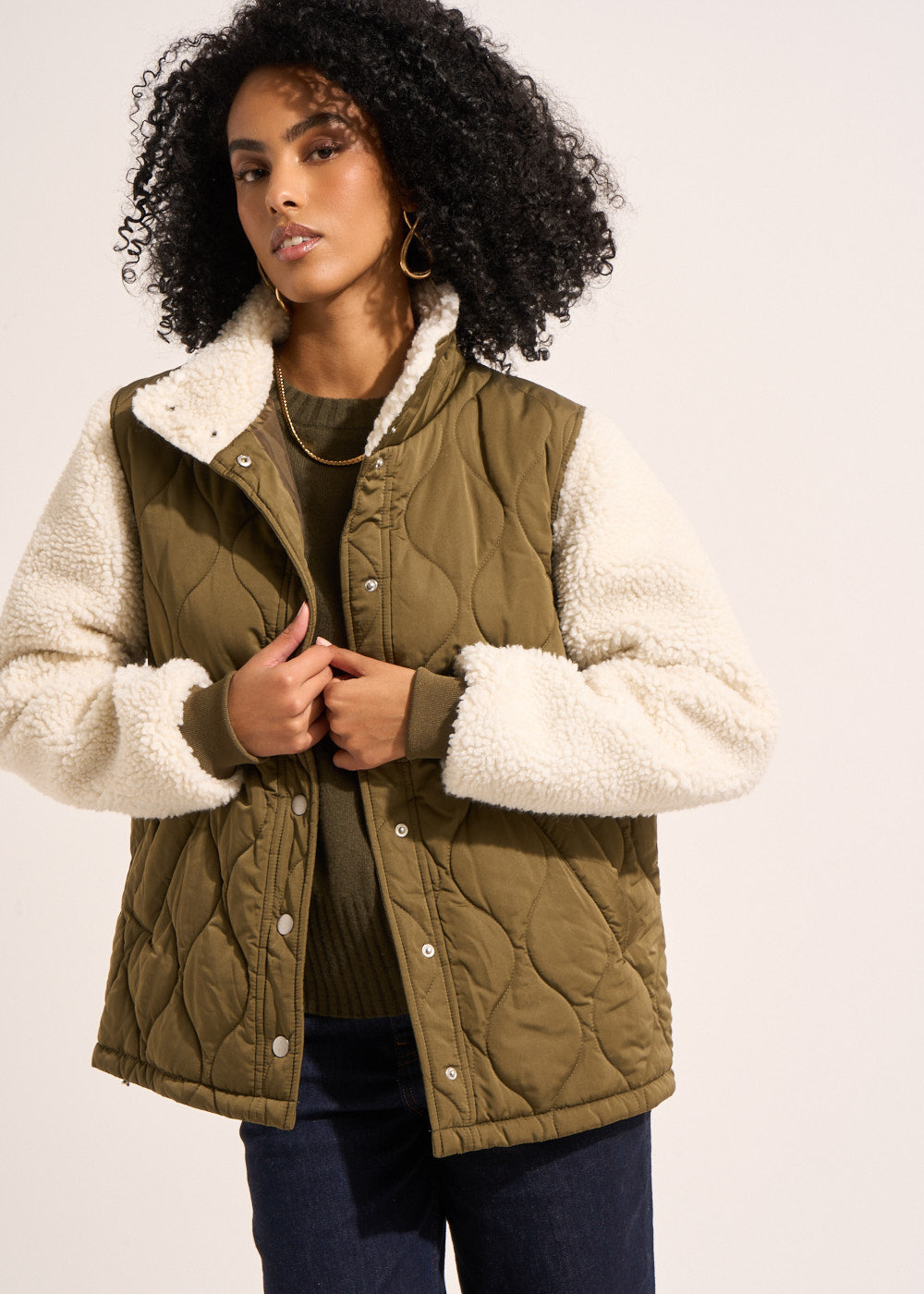 Quilted down jacket with faux fur sleeves - Sud Express - 5 - Sud Express